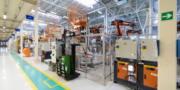 Electricistas Industriales · Instaladores Alta / Baja Tensión Sant Jaume dels Domenys · Conexión de motores eléctricos, bombas y maquinaria industrial