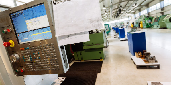 Torneros, Mecanizados, Matriceros, Control Numérico Canyelles · Programación de tornos CNC para fabricar piezas en serie