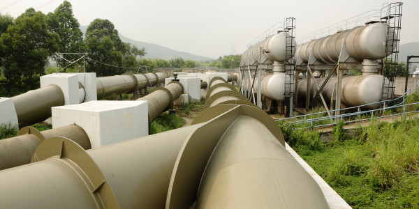 Tuberos · Instalación / Mantenimiento Tuberías Industriales Pacs del Penedès · Medición, corte y conformado de tuberías según planos y especificaciones
